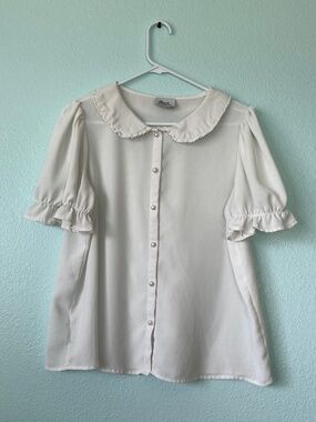 Vintage style blouse